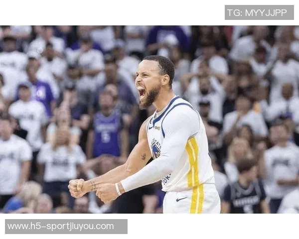 库里首节低调发挥仅得3分助队友展现实力全队配合默契