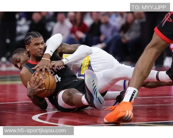 骑士与活塞比赛裁判报告揭示两次漏判对活塞不利情况